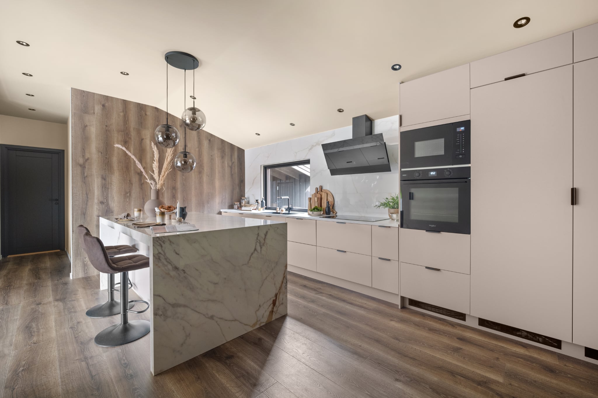 a2fcd910-cb65-44c4-a1eb-11ab3b51f494